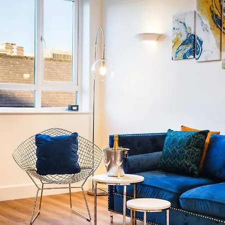公寓 Central, Chic & Vibrant 2bd - Free Parking